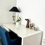 Poolside Appartement