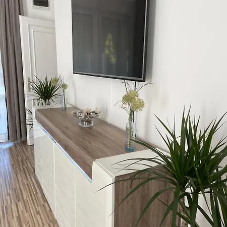 Poolside Apartman Siófok