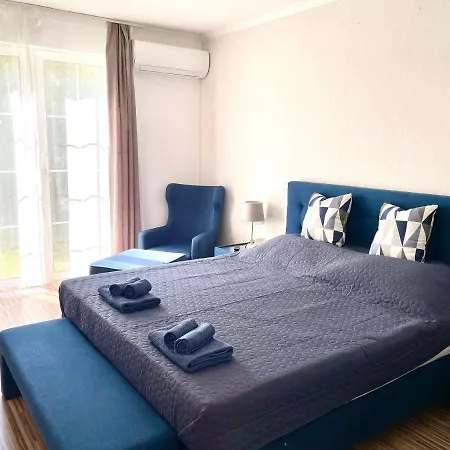 Poolside Apartman * Siófok