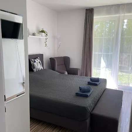 Poolside Apartman Siófok