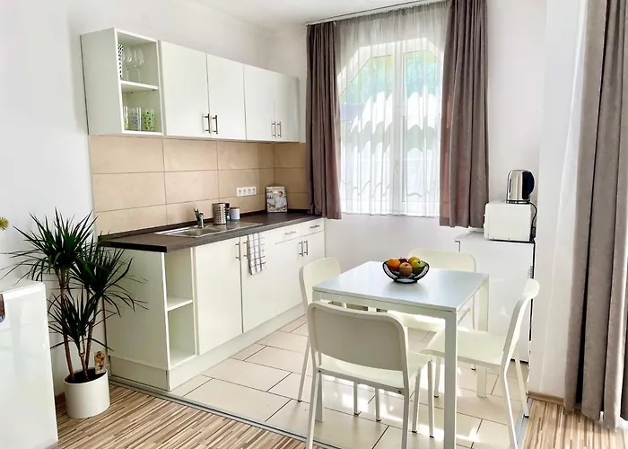 Apartment Poolside Siofok