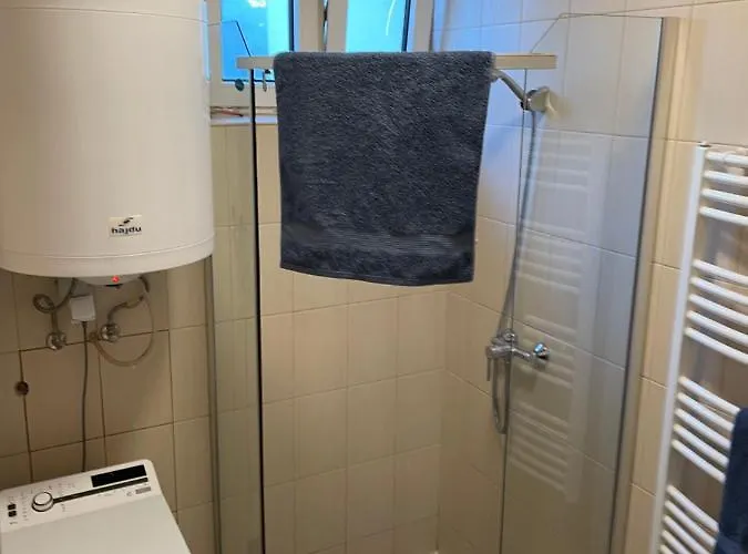 Apartment Poolside *