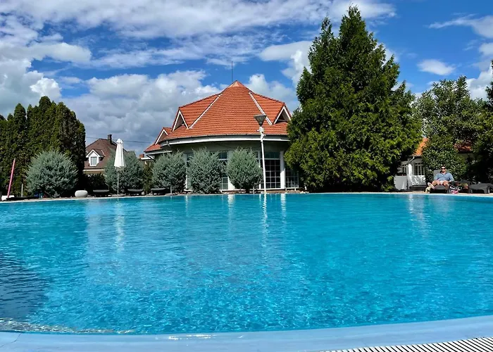Poolside Apartment Siofok