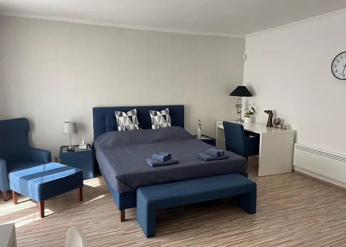 Poolside Apartment Siofok